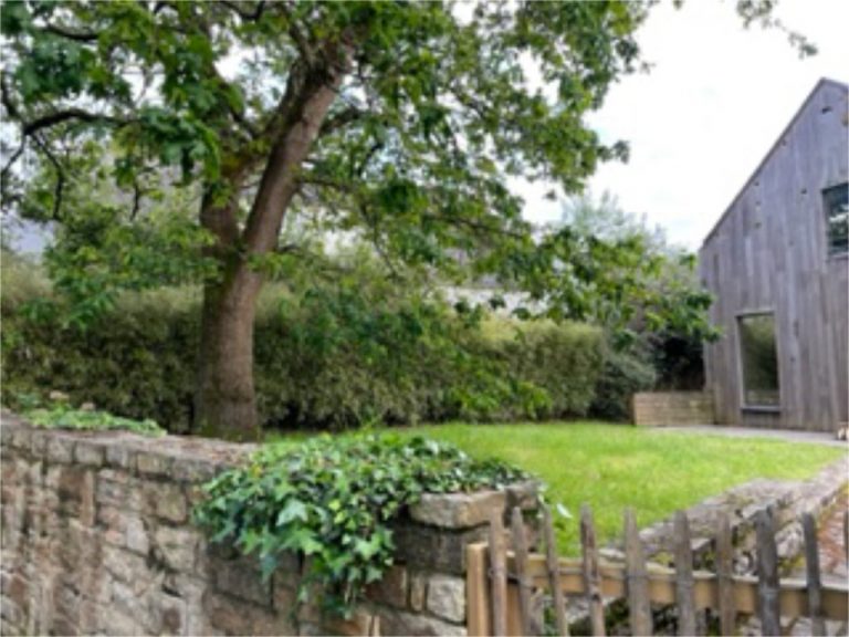 EXT entrée avant travaux